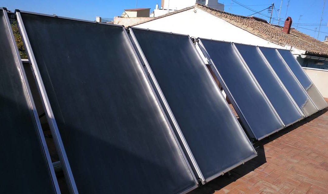 SISTEMA SOLAR TÉRMICO